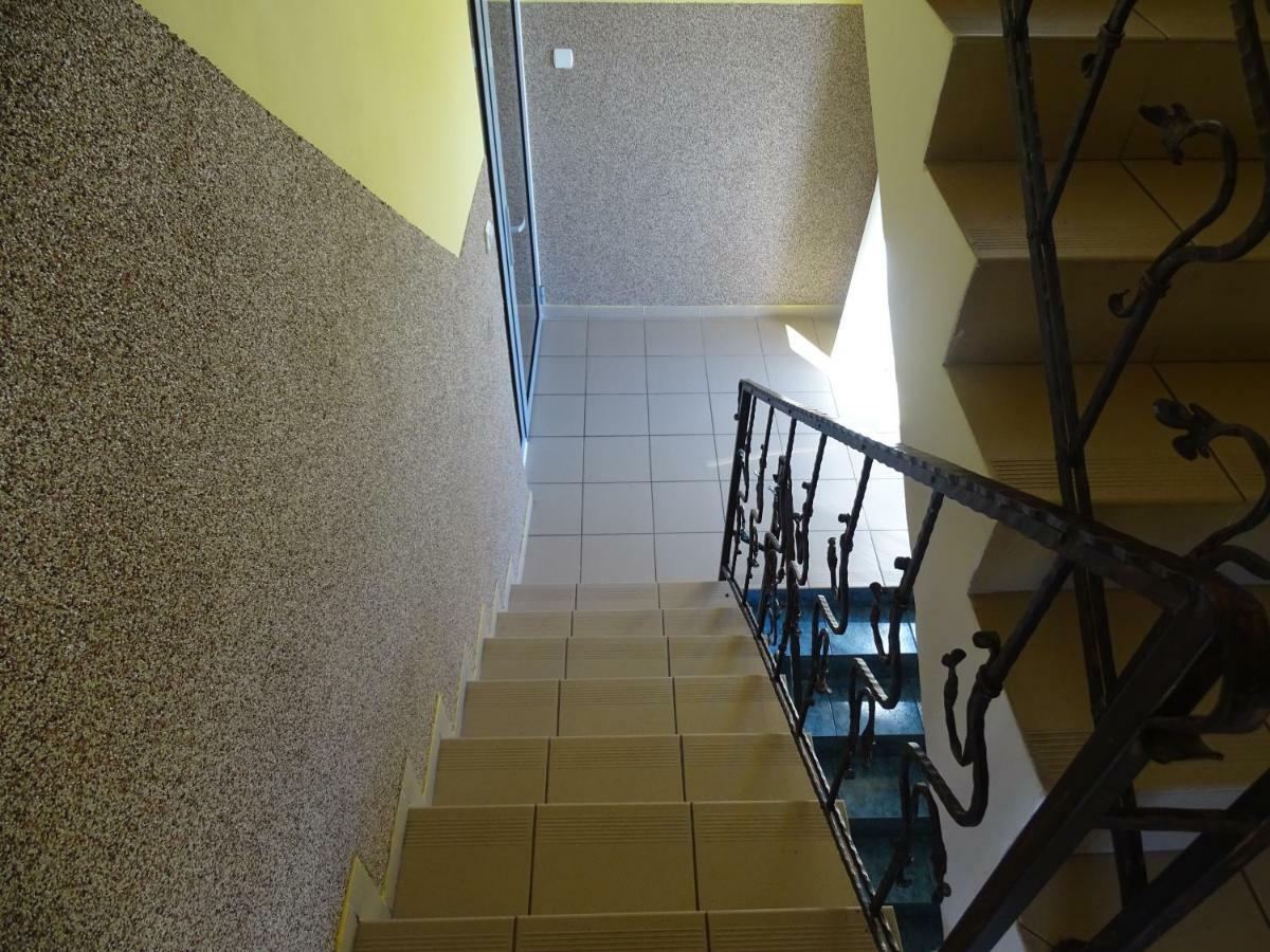 Anna Apartment Czarny Mlyn Bagian luar foto